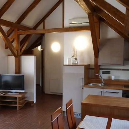 Domecek Milevsko Hotel Luaran gambar