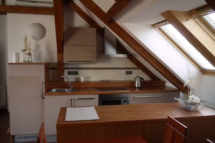 Domecek Milevsko Hotel Luaran gambar