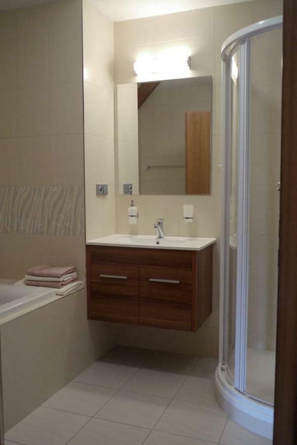 Domecek Milevsko Hotel Luaran gambar